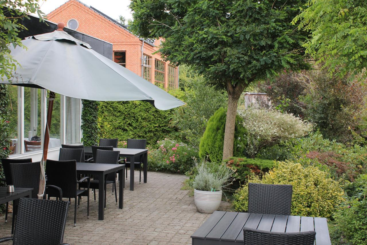 Lyng Dal Hotel og Restaurant Ry Eksteriør bilde